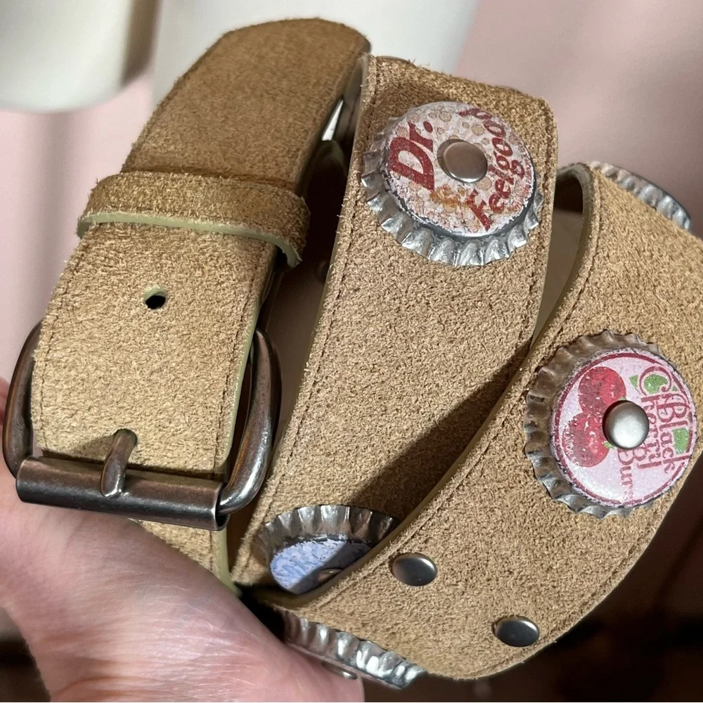 Vintage 1990 Y2K retro Southwestern Concho Soda Pop cap Wide Leather Belt Large - Picture 17 of 17